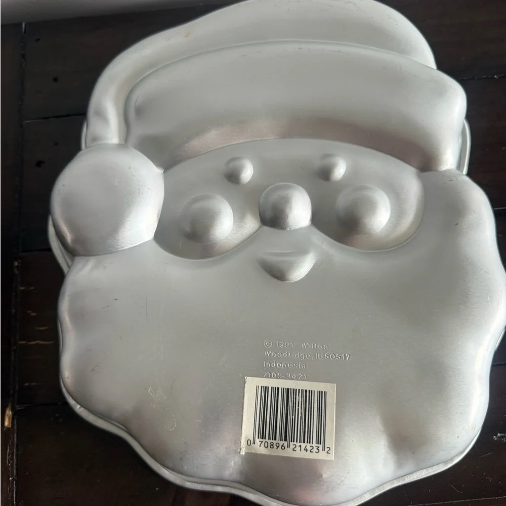 Vintage Wilton 1991 Merry Santa Cake Pan